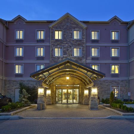 Executive Residency By Best Western Toronto-Mississauga Hotel Екстериор снимка